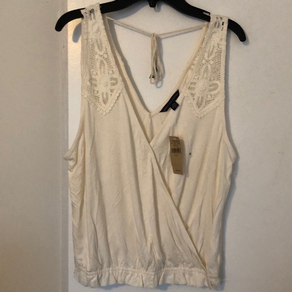 American Eagle Outfitters Tops - American Eagle Crop Top